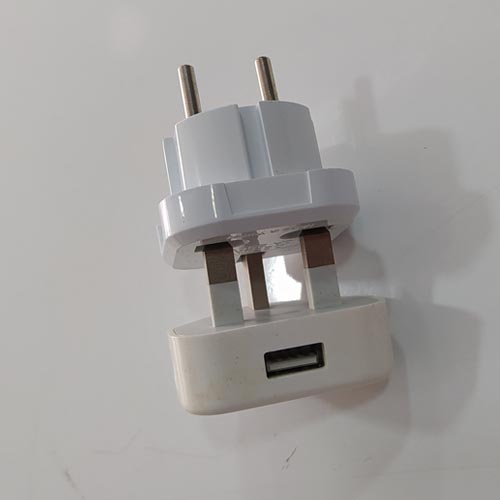 Apple A1299 5W USB Güç Adaptörü 100-240V*50/60hz ORJİNAL APPLE ABD uçlu TR çeviricili